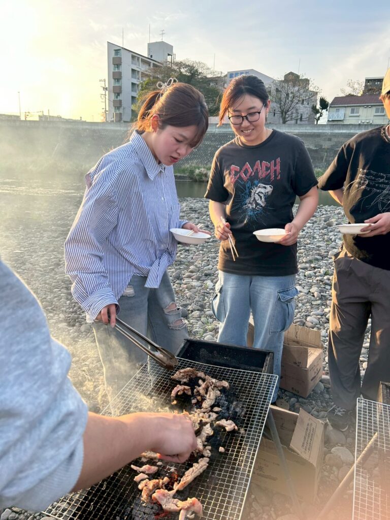 肉焼き焼き・・・